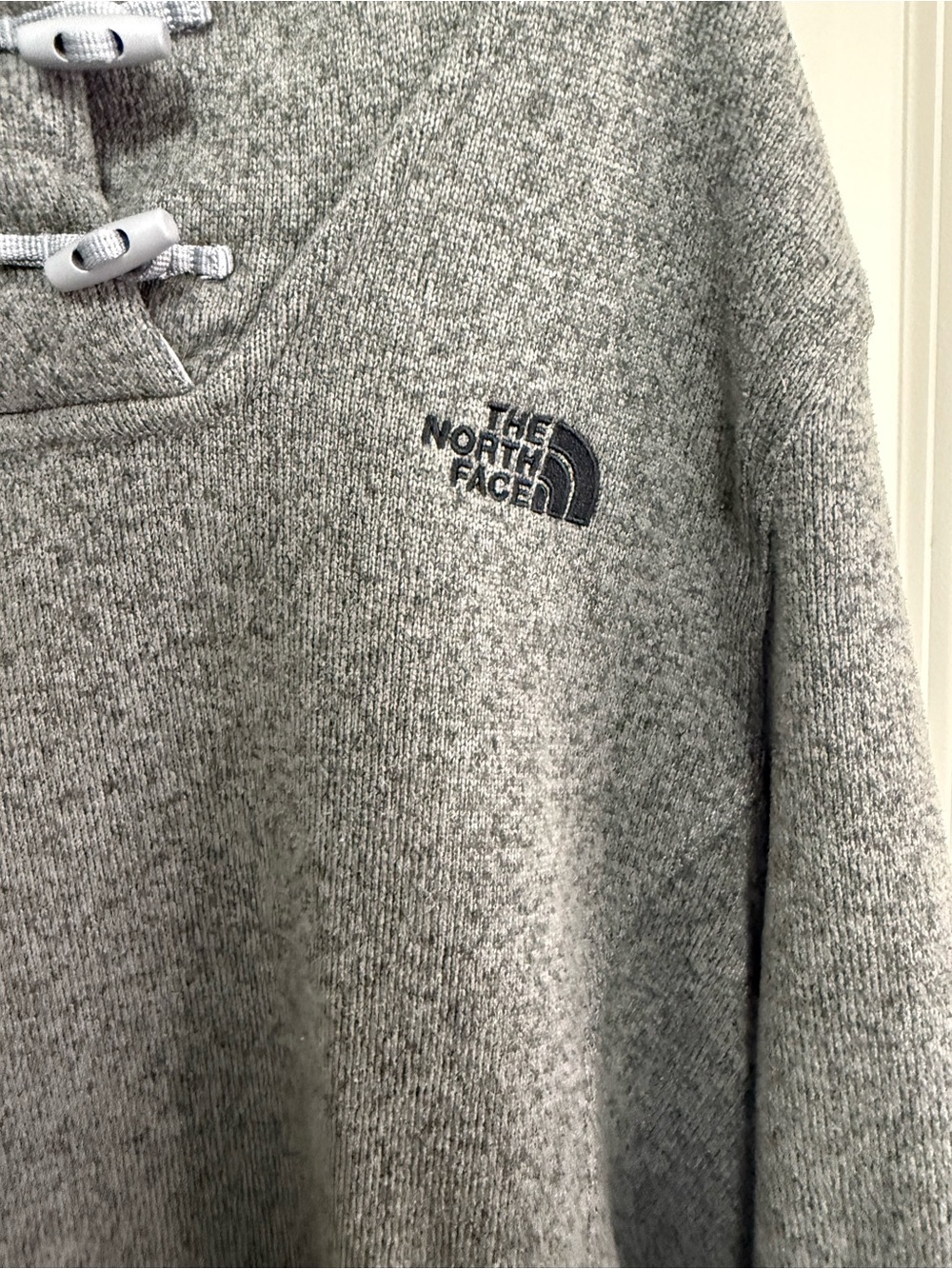 The North Face Women's Grey Crescent Hooded Pullover in size XXL - Picture 3 of 14